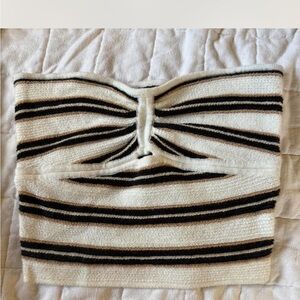 American Eagle Outfitters Black and Cream Knit Top